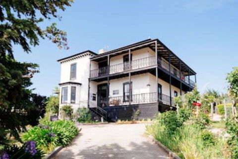 The Dragonfly Inn - New South Wales Tourism  0