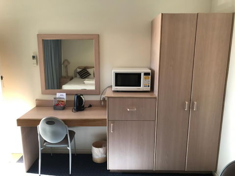Orange Motor Lodge - New South Wales Tourism  1