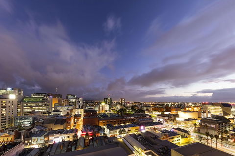 Oaks Adelaide Horizons Suites - New South Wales Tourism  0