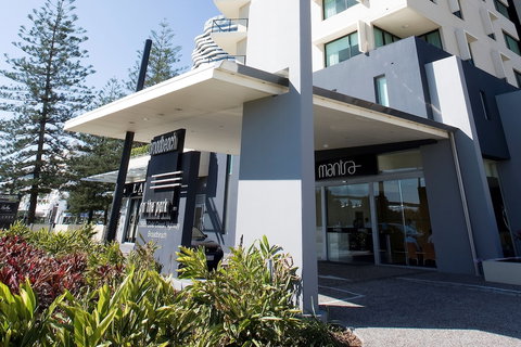 Mantra Broadbeach On The Park - New South Wales Tourism  1