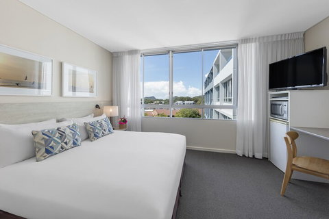 Oaks Nelson Bay Lure Suites - New South Wales Tourism  7