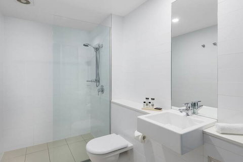 Oaks Nelson Bay Lure Suites - New South Wales Tourism  5