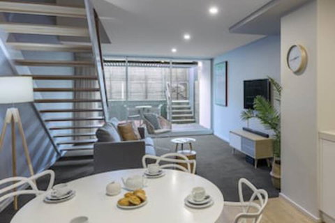 Oaks Nelson Bay Lure Suites - New South Wales Tourism  0