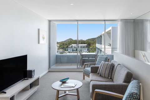 Oaks Nelson Bay Lure Suites - New South Wales Tourism  4