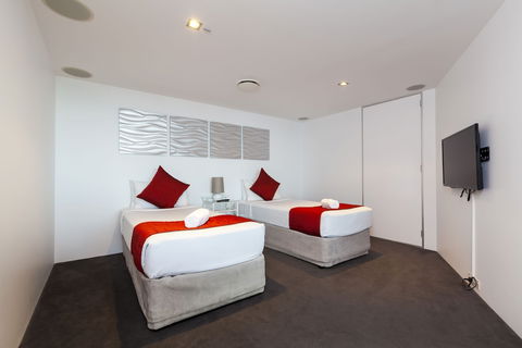 Q1 Resort & Spa - New South Wales Tourism  5