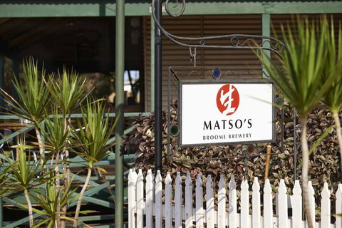 Moonlight Bay Suites - New South Wales Tourism  4