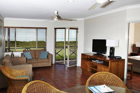 Moonlight Bay Suites - New South Wales Tourism  7