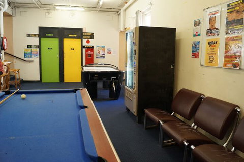 Maze Backpackers - New South Wales Tourism  5