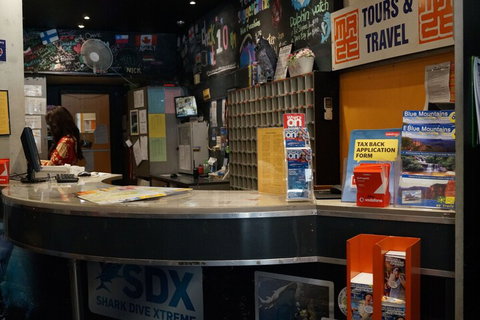 Maze Backpackers - New South Wales Tourism  4