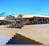 Cascade Motel In Townsville - New South Wales Tourism 