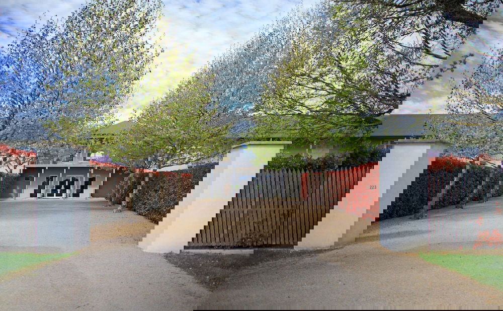 Guest House Cottage Helensvale QLD New South Wales Tourism