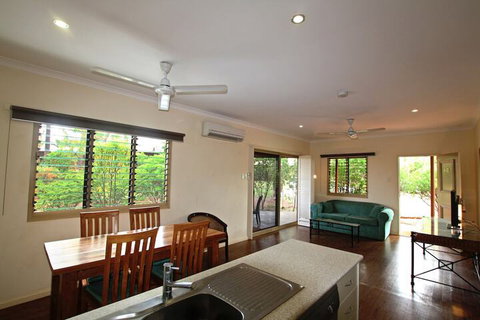 Kimberley Hotel Halls Creek - New South Wales Tourism  4