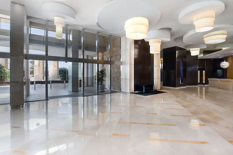 Mantra Towers Of Chevron - New South Wales Tourism  6