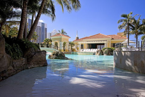 Mantra Towers Of Chevron - New South Wales Tourism  2
