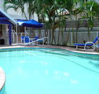 Budds Beach Apartments