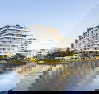 ULTIQA Freshwater Point Resort - New South Wales Tourism 