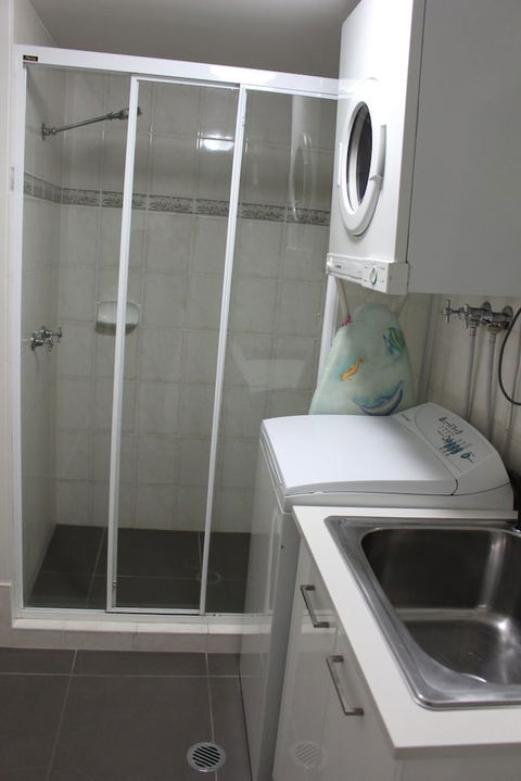 Surfers Riverside Apartments - New South Wales Tourism  5