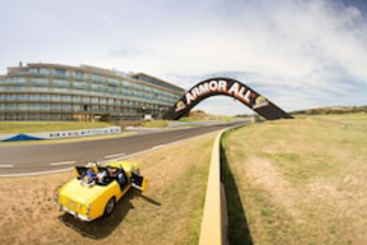 Mount Panorama NSW New South Wales Tourism 
