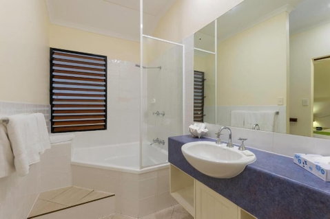 Freestyle Resort Port Douglas - New South Wales Tourism  6