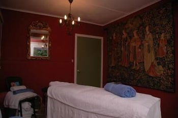 Le Petit Palais Villas - New South Wales Tourism  3