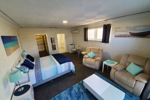 Palm Beach Guest House - New South Wales Tourism  6