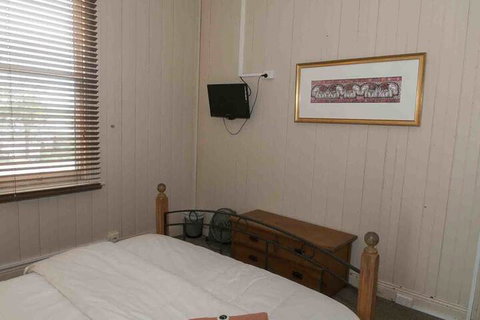 Ulmarra Hotel - New South Wales Tourism  7