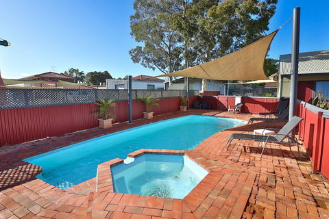 Wentworth Central Motor Inn - New South Wales Tourism  3