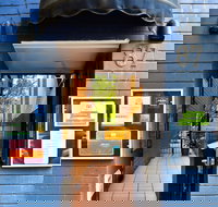 Blue Parrot Backpackers - New South Wales Tourism 