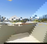 Ray of Sunshine - New South Wales Tourism 