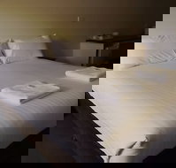 Heyfield Railway Hotel - New South Wales Tourism 