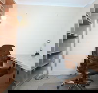 Accommodate Canberra - The Avenue - New South Wales Tourism 