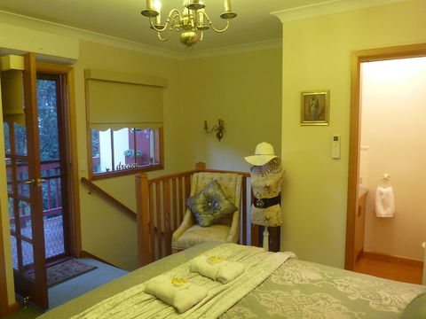 Mountain Lodge - New South Wales Tourism  3