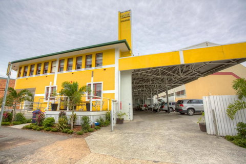 Big Bird Backpackers - New South Wales Tourism  1