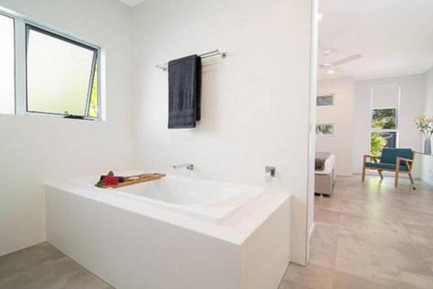 Tenterfield On Oak - New South Wales Tourism  6