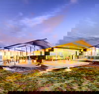 Cloudy Bay Beach House - New South Wales Tourism 