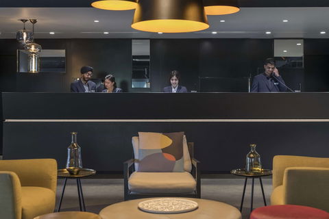 Oaks Melbourne Southbank Suites - New South Wales Tourism  0