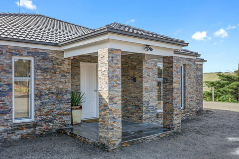 Bulla Hill Villas- Melbourne Airport - New South Wales Tourism  1