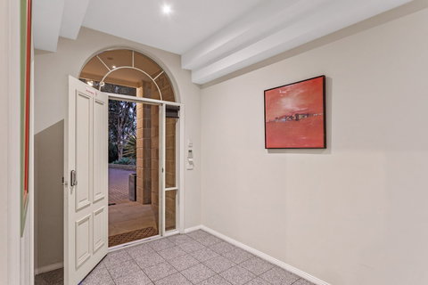 Bulla Hill Villas- Melbourne Airport - New South Wales Tourism  0