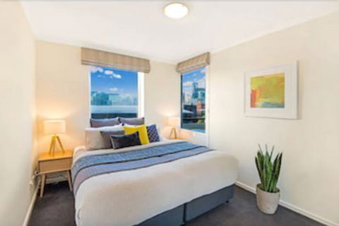 Platinum Apartments On Whiteman St - New South Wales Tourism  2