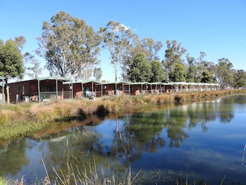 Victoria Lake Holiday Park - New South Wales Tourism  0