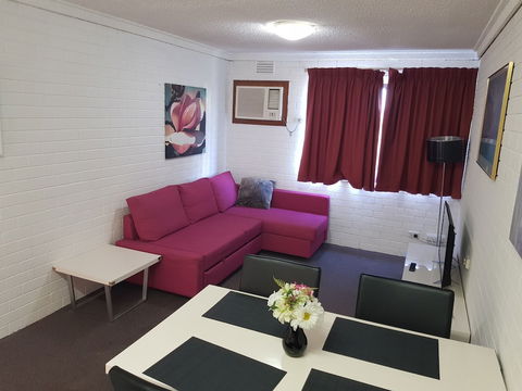 Perth City Apartment Hotel - New South Wales Tourism  4