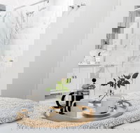 Lake Daylesford Apartments 3 - New South Wales Tourism 