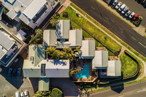 Mollymook Shores Motel And Conference Centre - New South Wales Tourism  1