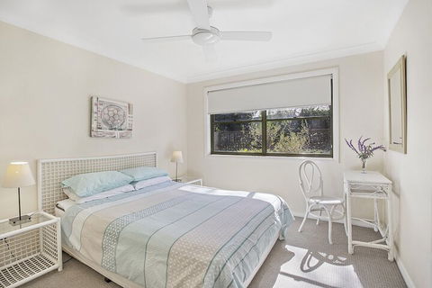 Tuscan Waterfront, 1/213 Soldiers Point Road - New South Wales Tourism  2