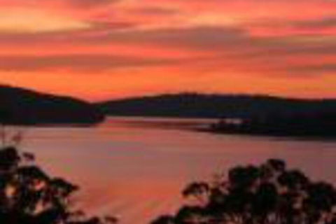 A Lakehouse Escape - New South Wales Tourism  0