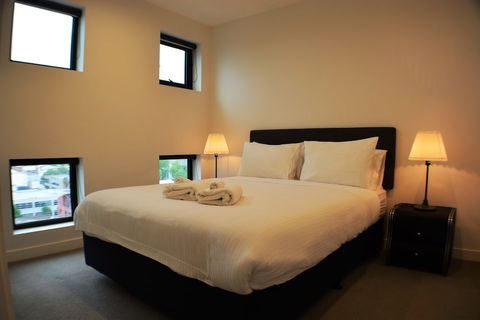 Royal Stays Apartments Clarke St - New South Wales Tourism  0