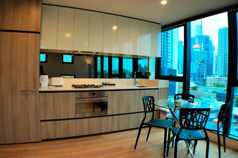 Royal Stays Apartments Clarke St - New South Wales Tourism  3
