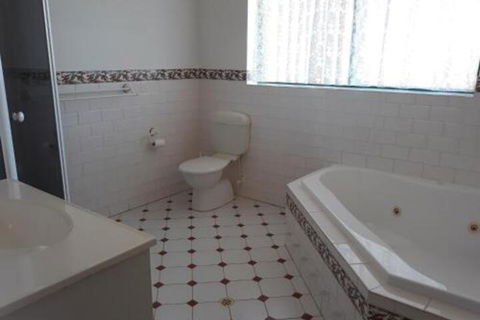 Acacia Apartments - New South Wales Tourism  4