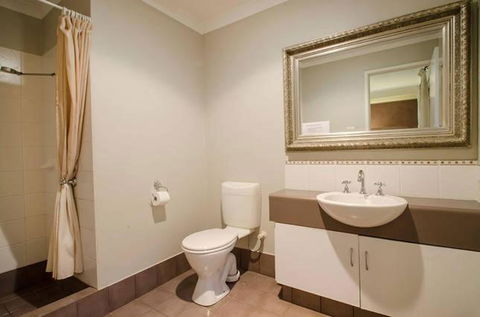 Yallingup Pet Friendly Bush Retreat - New South Wales Tourism  1