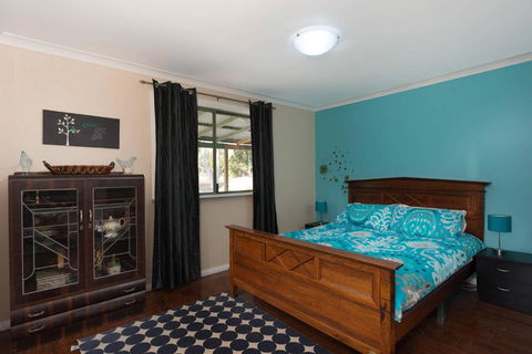 Nutcrackers Lodge - New South Wales Tourism  2